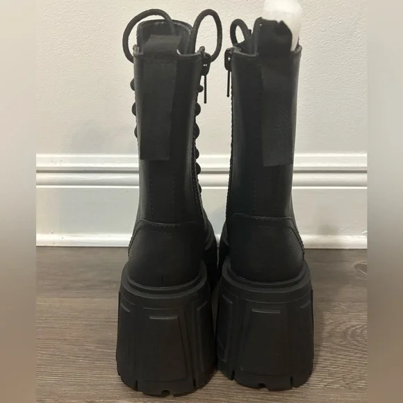 NWOB Dolls Kill / Widow For All Eternity Platform Boots - Picture 7 of 9